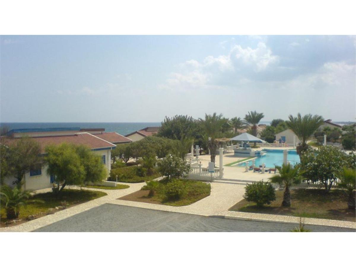 פמגוסטה Long Beach Villas מראה חיצוני תמונה