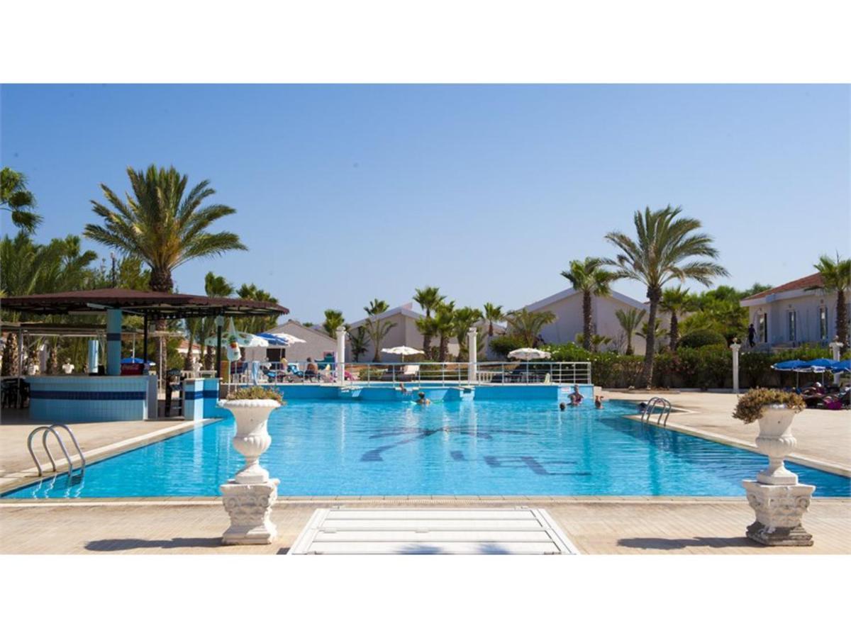 פמגוסטה Long Beach Villas מראה חיצוני תמונה